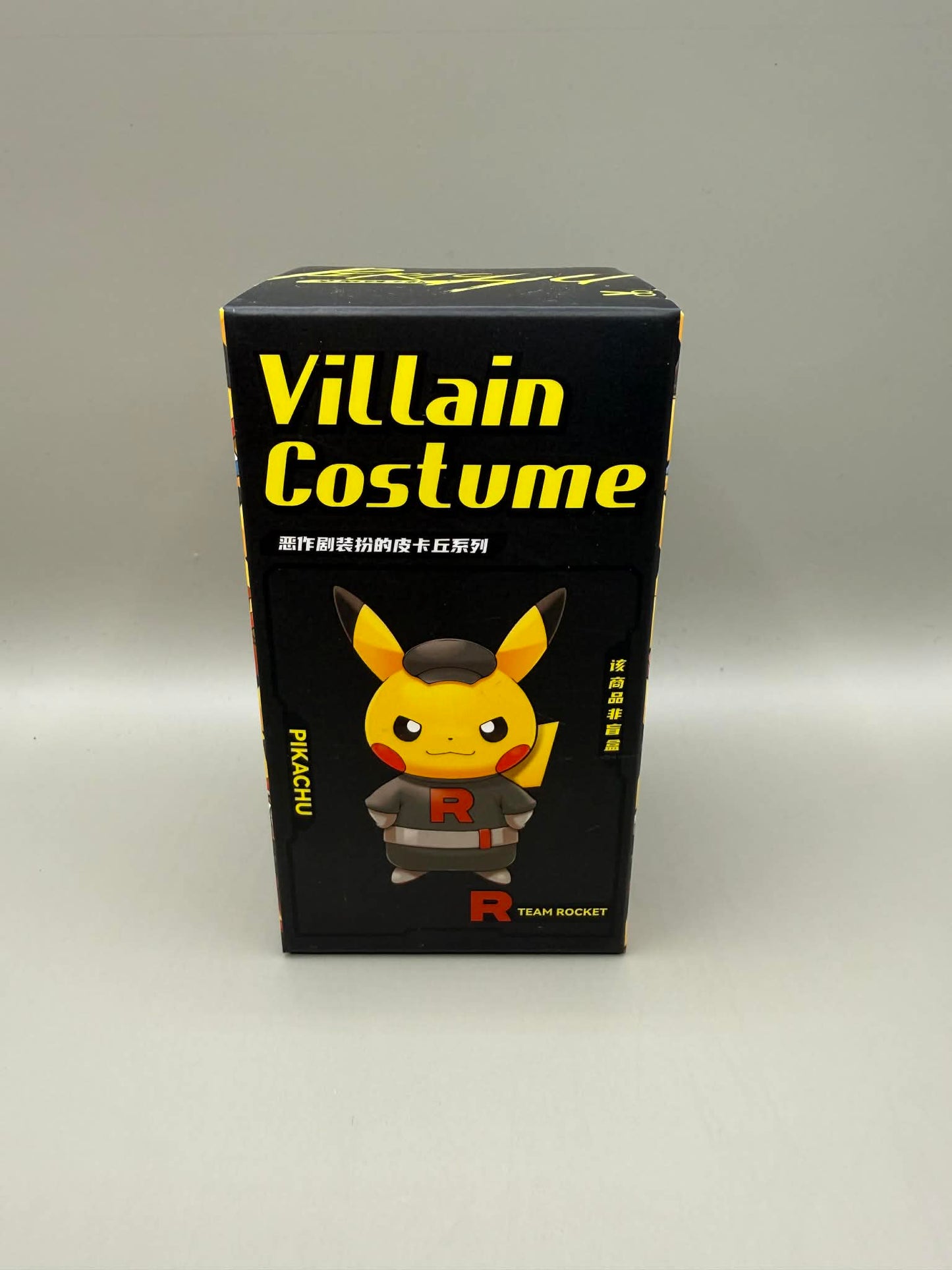 Pokemon Holly Box Villain Costume (Team Rocket) Pikachu Figure Box